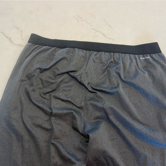 Reebok joggers - Picture 3 of 3